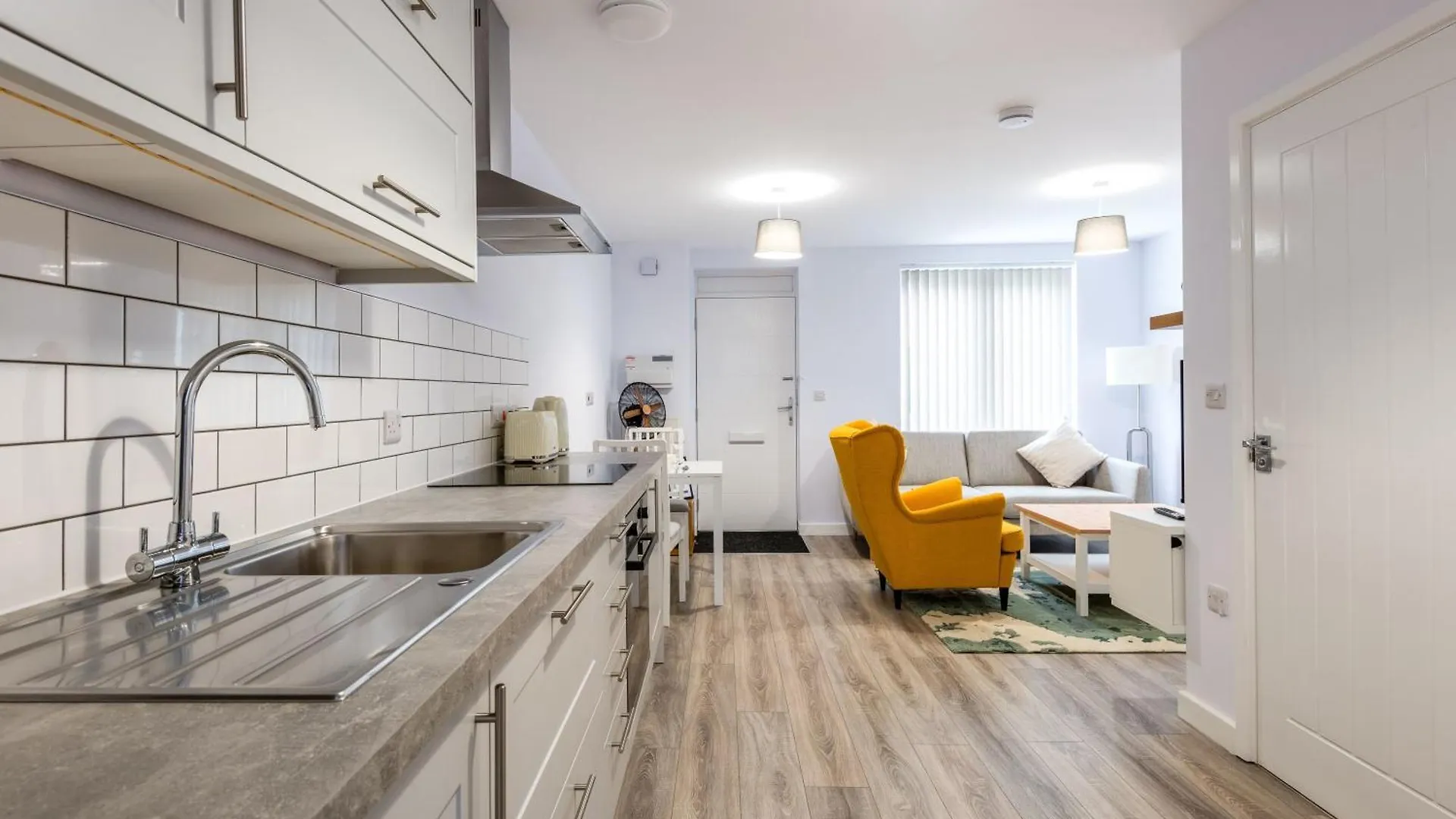 Modern 1 Bedroom York Apartment